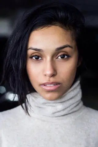Nora Gharib - Córka • Potomstwo