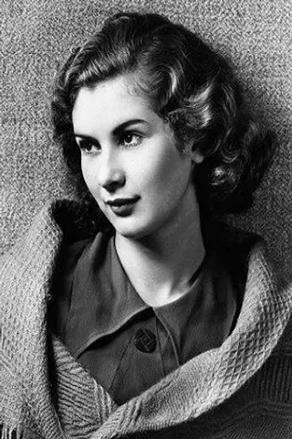 Dinah Sheridan - Altura • Físico