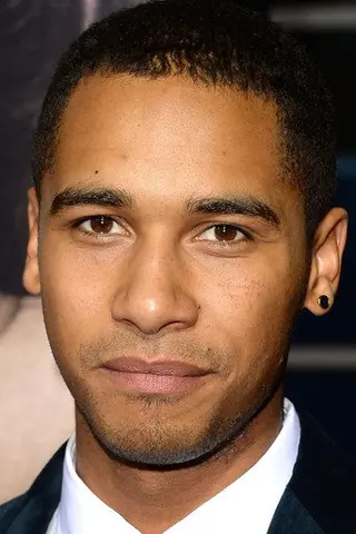Peliculas de Elliot Knight