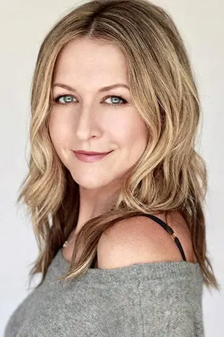 Peliculas de Ali Hillis