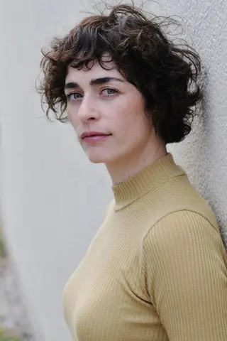 Patrizia Carlucci - Altura • Físico