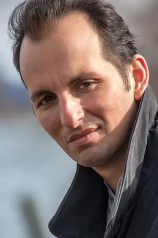 Peliculas de Louis Vanaria