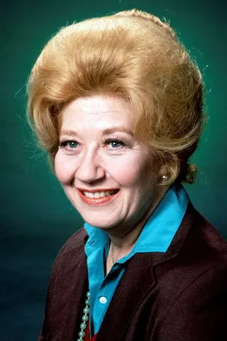 Peliculas de Charlotte Rae
