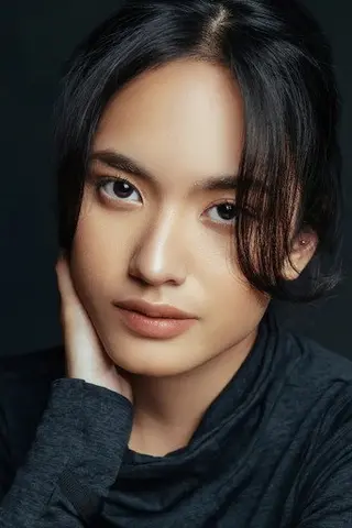 Peliculas de Arawinda Kirana