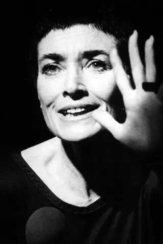 Béatrice Arnac - Córka • Potomstwo