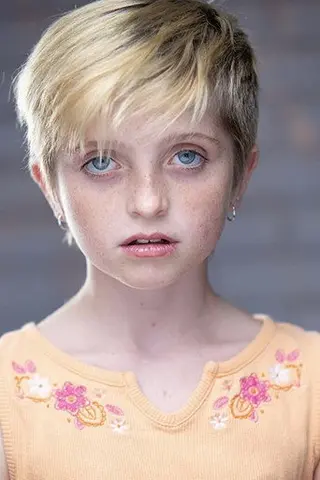 Peliculas de Farrah Mackenzie