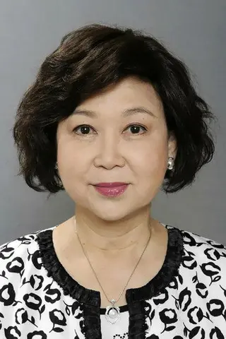 Mimi Chu Mai-Mai - Altura • Físico