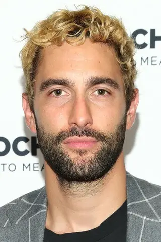 Peliculas de Noah Mills