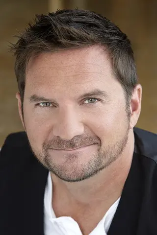 Peliculas de Peter Michael Dillon