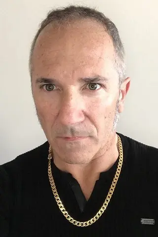 Peliculas de John Specogna