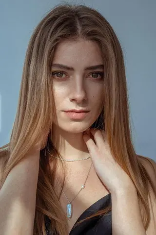 Daria Petrozhytska - Córka • Potomstwo