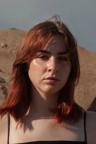 Peliculas de Flora Nolan