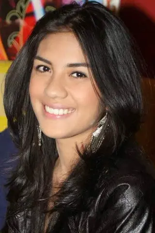 Peliculas de Nadila Ernesta