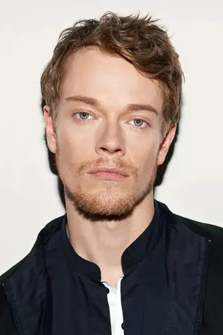 Peliculas de Alfie Allen