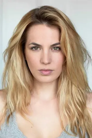Peliculas de Anastasia Corlouer