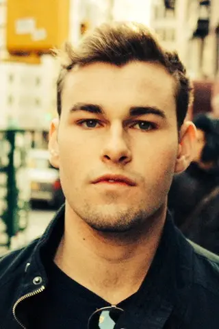 Peliculas de Shayne Hartigan