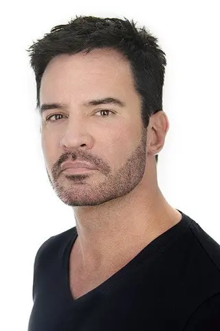 Peliculas de Kenton Reid