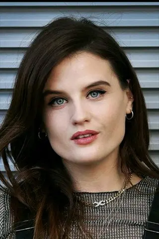Peliculas de Nika McGuigan