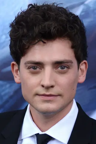 Peliculas de Aneurin Barnard