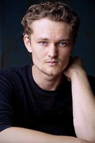 Peliculas de Brennan Keel Cook