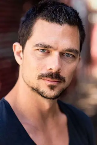 Peliculas de Luke Arnold