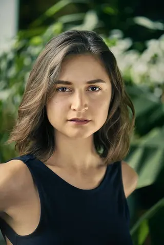 Peliculas de Isabella Nefar