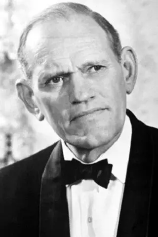 Peliculas de Harry Andrews