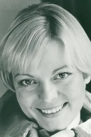 Peliculas de Cheryl Hall