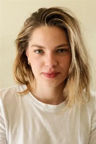 Peliculas de Ella Pellegrini