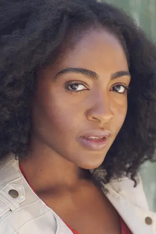 Peliculas de Shakirah DeMesier