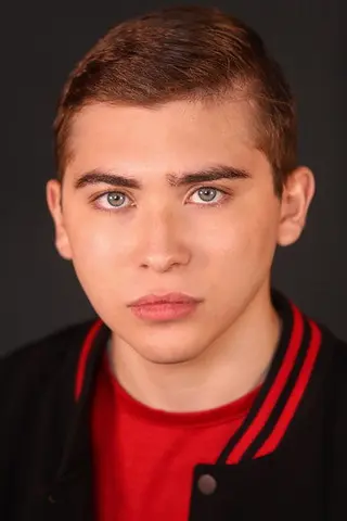 Peliculas de Raymond Ochoa