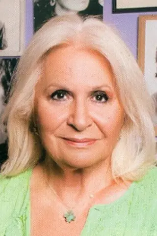 Betty Valassi - Córka • Potomstwo
