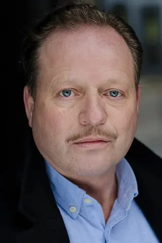 Peliculas de Simon Bradbury