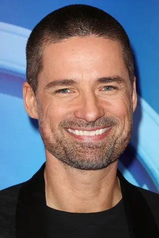 Peliculas de Warren Christie
