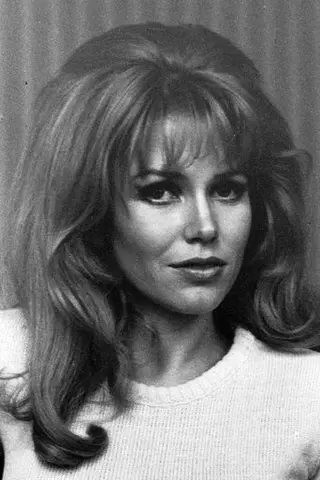 Peliculas de Fiona Lewis