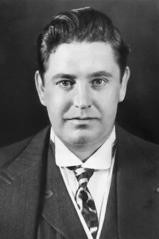 John McCormack - Altura • Físico