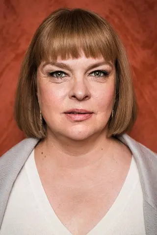 Peliculas de Elina Knihtilä