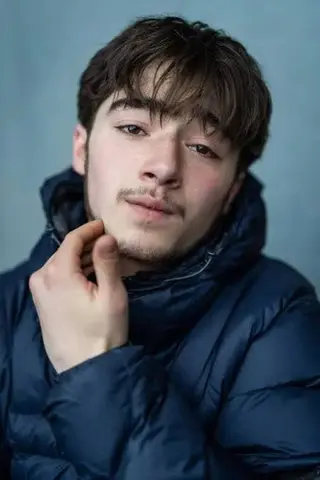 Peliculas de Tareq Al-Jeddal