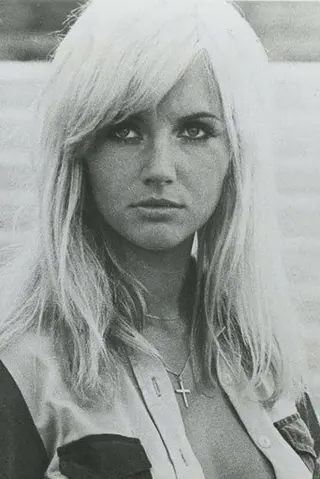 Peliculas de Barbara Nielsen