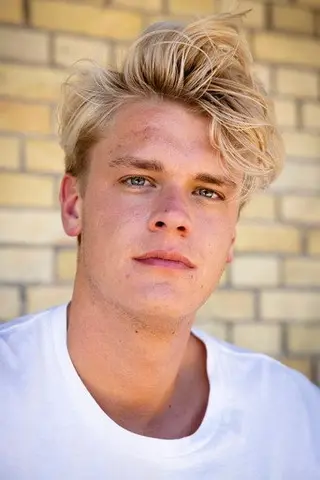 Peliculas de Frederik Winther Rasmussen