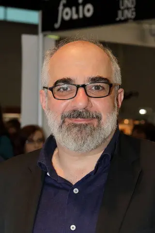 Michael Niavarani - Córka • Potomstwo