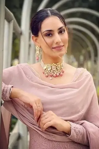 Peliculas de Sweetaj Brar
