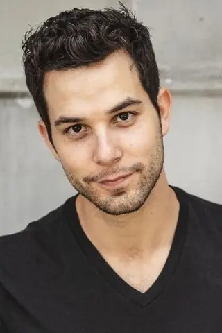 Peliculas de Skylar Astin