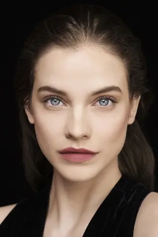 Peliculas de Barbara Palvin