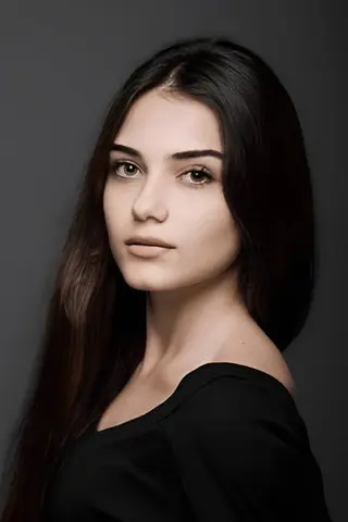 Peliculas de Belinay Sandıkçı