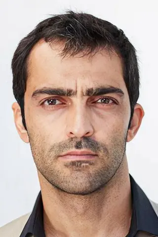 Peliculas de Reza Akhlaghirad
