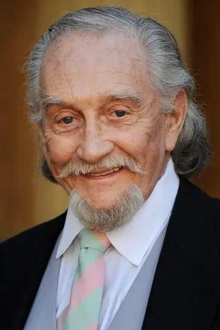 Peliculas de Roy Dotrice