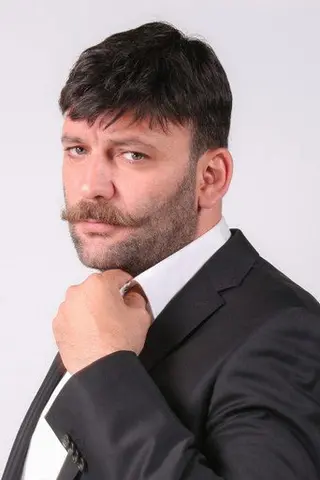 Peliculas de İsmail Hakkı