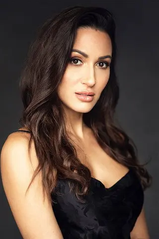Peliculas de Sitara Hewitt