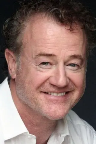 Peliculas de Owen Teale